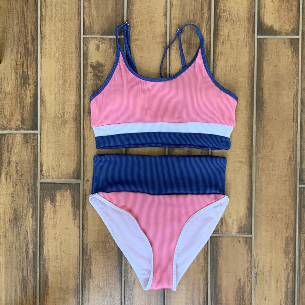 Two Piece Color Block Bikini Highwaisted